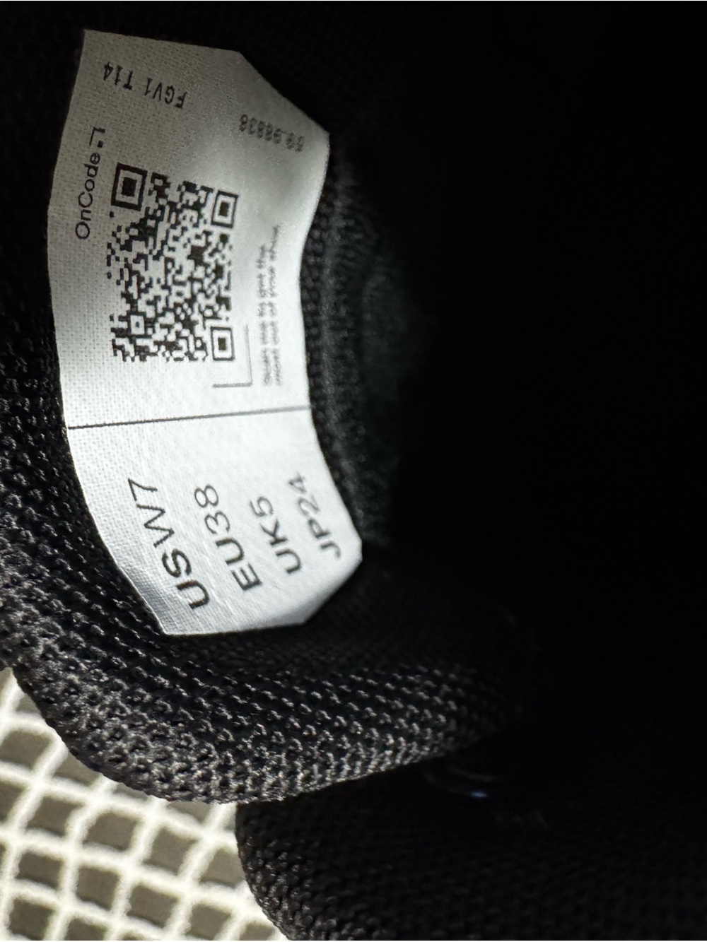 On Running Women's Cloud Athletic Shoes - Black - Picture 4 of 4